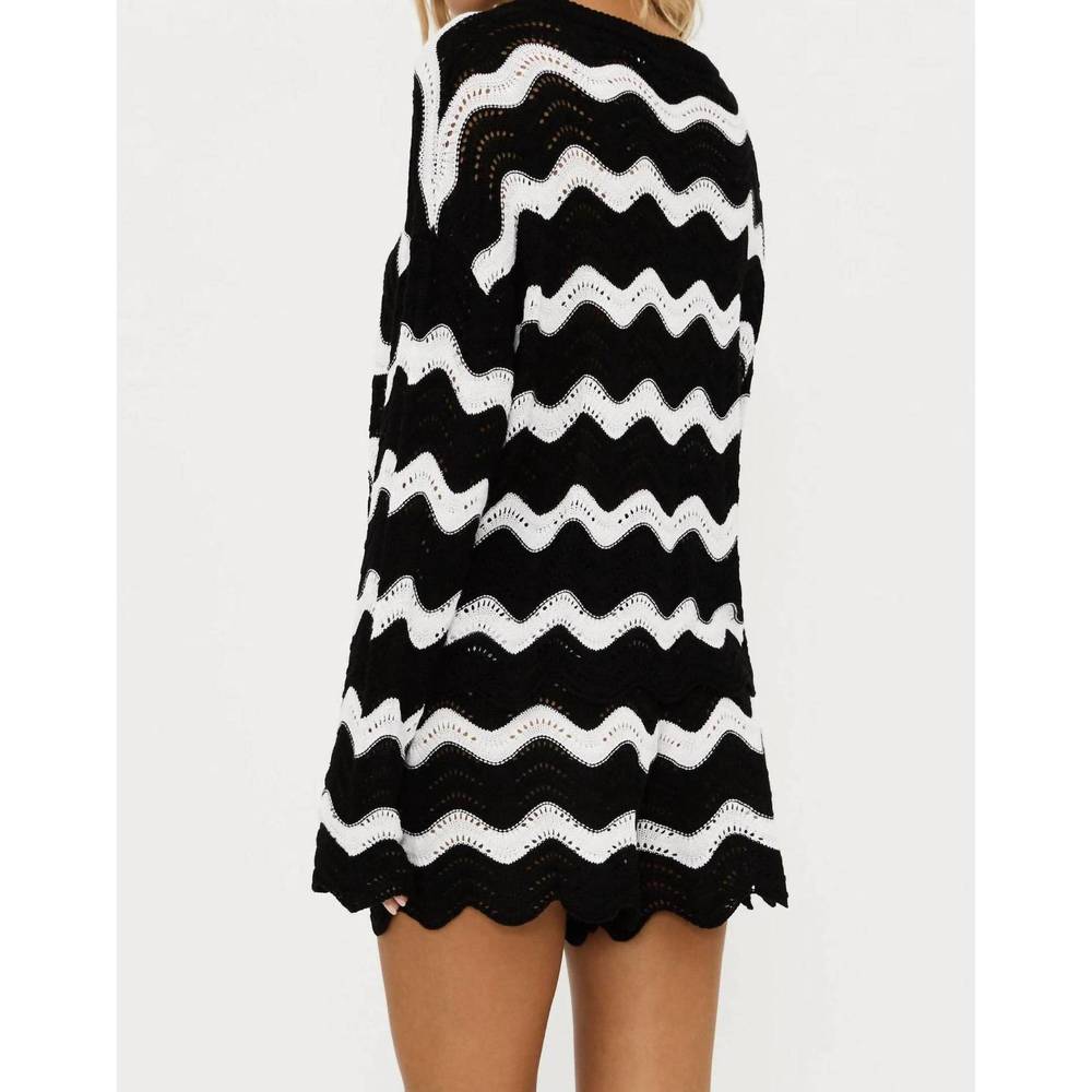 NEW BEACH RIOT beach wavy sweater in black - Picture 2 of 5